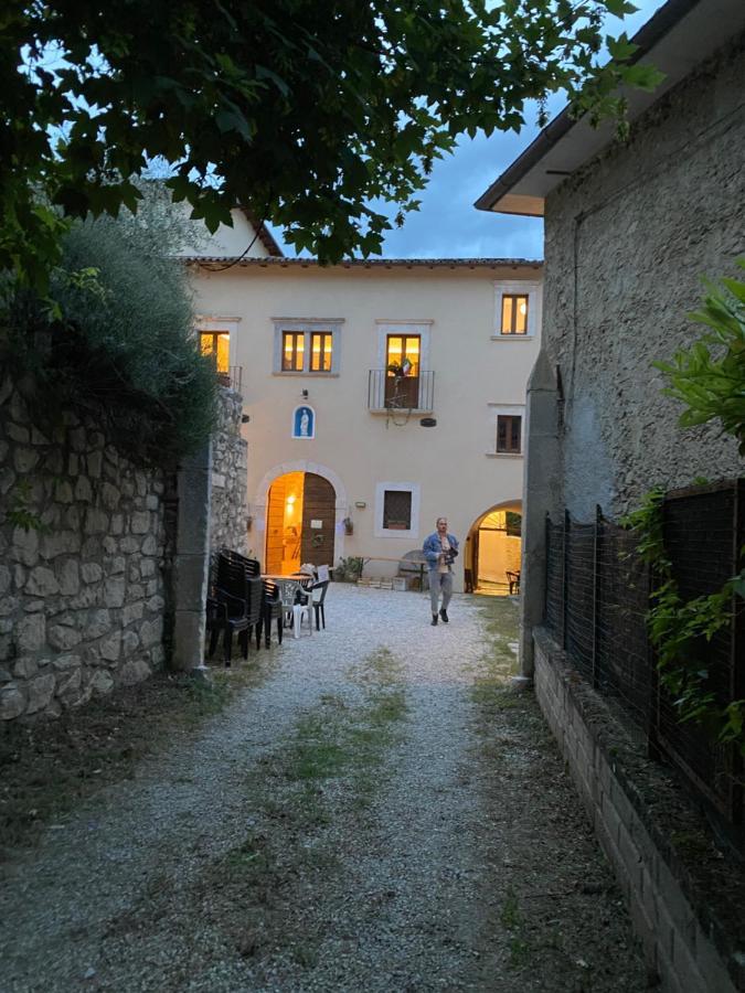 Dimora Dell'Arte Navelli Exterior foto